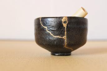 Black Gold Clay Bowl 