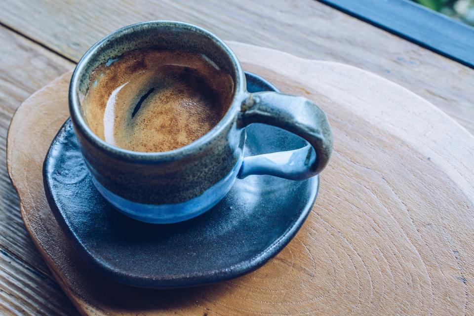 Country Chic Handcrafted Cup Set