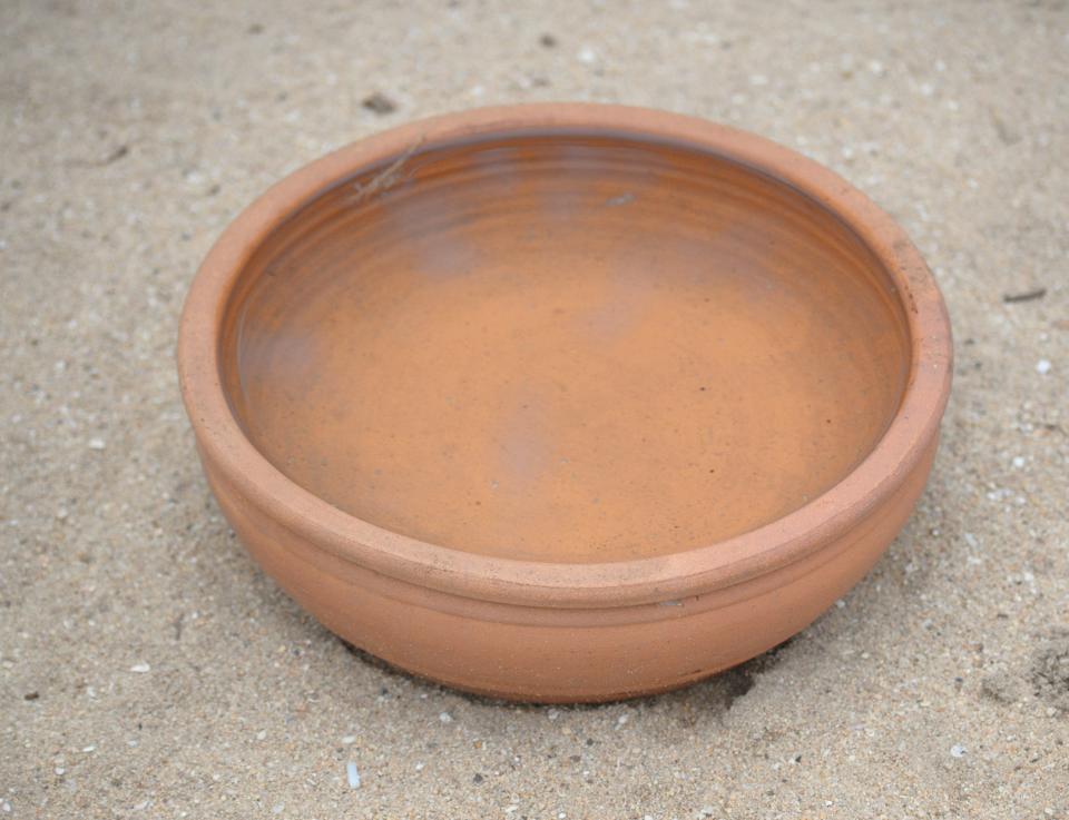 Black Gold Clay Bowl 